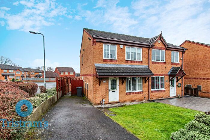3 Bedroom Semi-Detached House For Sale In Sussex Close, Giltbrook, NG16