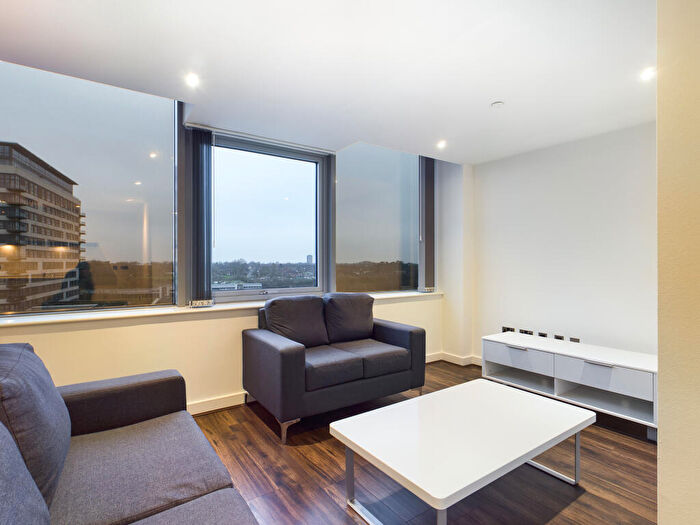 2 Bedroom Flat To Rent In Churchill Place, Churchill Way, Basingstoke, RG21