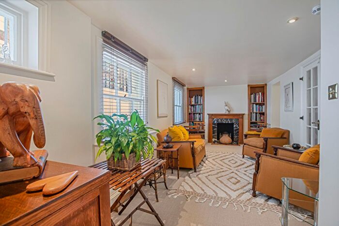 2 Bedroom Flat To Rent In Montpelier Square, Knightsbridge, SW7