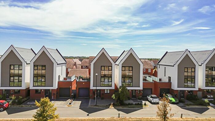 4 Bedroom Detached House For Sale In The Leasowes, Tadpole Garden Village, SN25