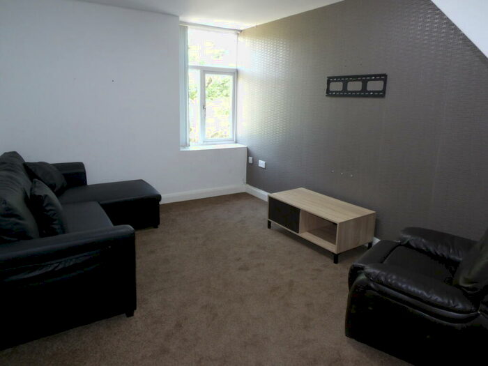 2 Bedroom Flat To Rent In Stakes Hall Place, BB2