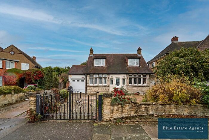 4 Bedroom Detached Bungalow For Sale In Ridgeway Road North, Isleworth, TW7