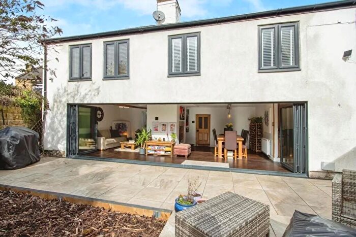 3 Bedroom Detached House For Sale In Highfield Road, Horbury, Wakefield, WF4