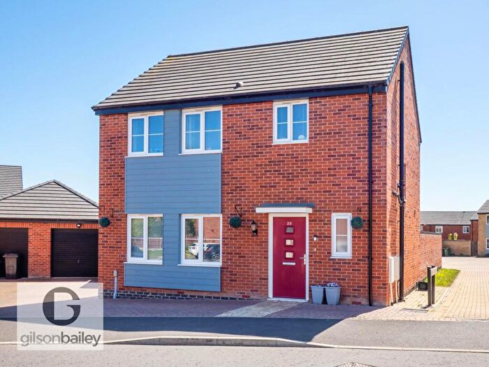 3 Bedroom Detached House For Sale In Tudor Road, Rackheath, NR13