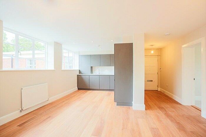1 Bedroom Flat To Rent In Trenchard Lane, Caversfield, Bicester, Oxfordshire, OX27