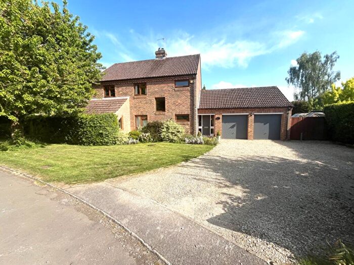 4 Bedroom Detached House To Rent In Spencers Close, Stanford In The Vale, Faringdon, Oxfordshire, SN7