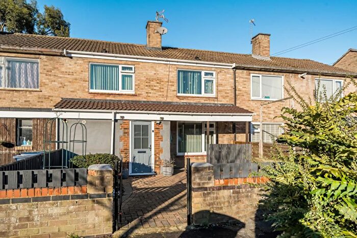 3 Bedroom Terraced House For Sale In Monks Close, East Oxford, OX4