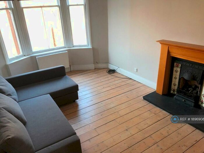 1 Bedroom Flat To Rent In Dixon Road, Glasgow, G42