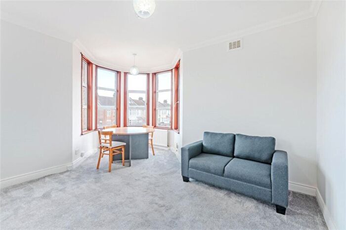 2 Bedroom Flat To Rent In Wrottesley Road, Harlesden, NW10