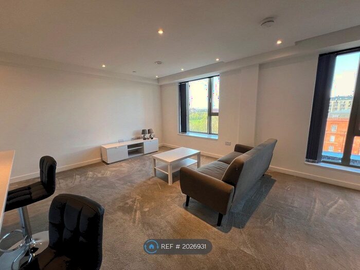 1 Bedroom Flat To Rent In Local Crescent, Manchester, M5