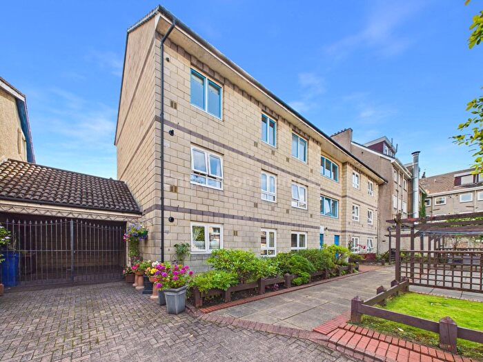 2 Bedroom Flat For Sale In High Street, Johnstone, PA5