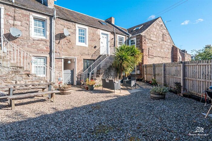 3 Bedroom Property For Sale In South William Street, Perth, PH2