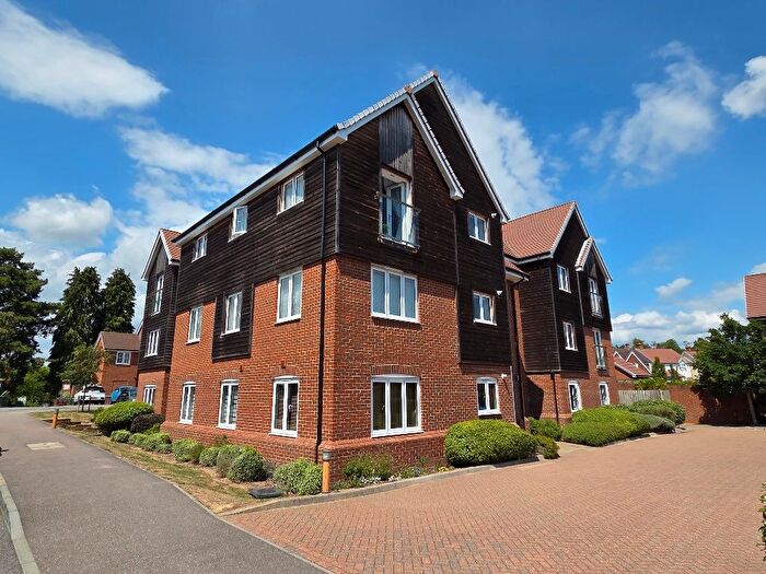 2 Bedroom Flat To Rent In Merrydown Way, Horam, Heathfield, TN21