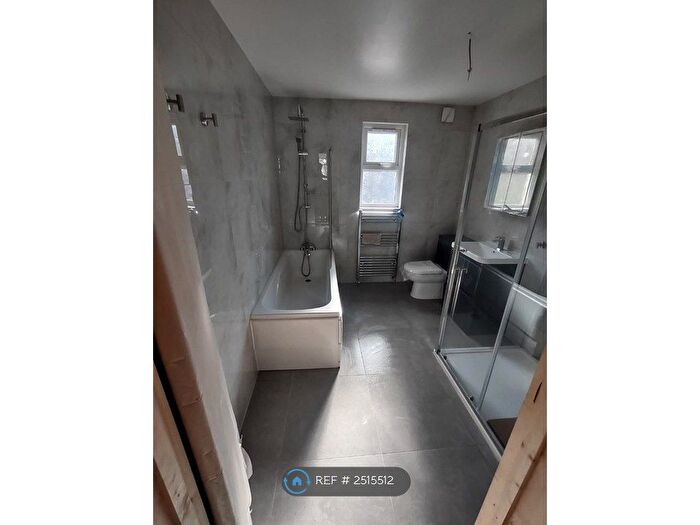 3 Bedroom Terraced House To Rent In Chingford Road, London, E17