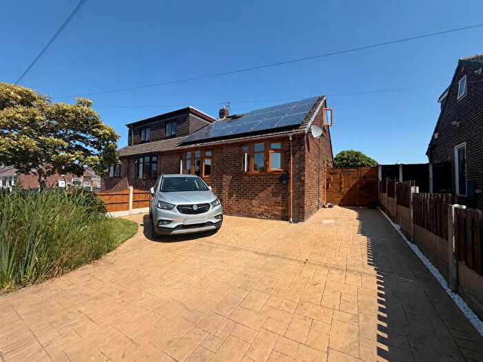 2 Bedroom Semi-Detached Bungalow For Sale In Westmorland Avenue, Dukinfield, SK16