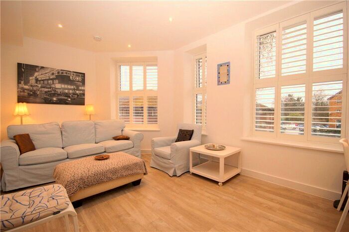 2 Bedroom Flat To Rent In Bury Fields, Guildford, Surrey, GU2