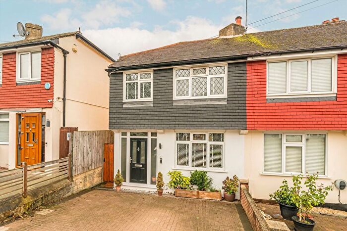 3 Bedroom Semi-detached House For Sale In Hazelbank, Surbiton, KT5