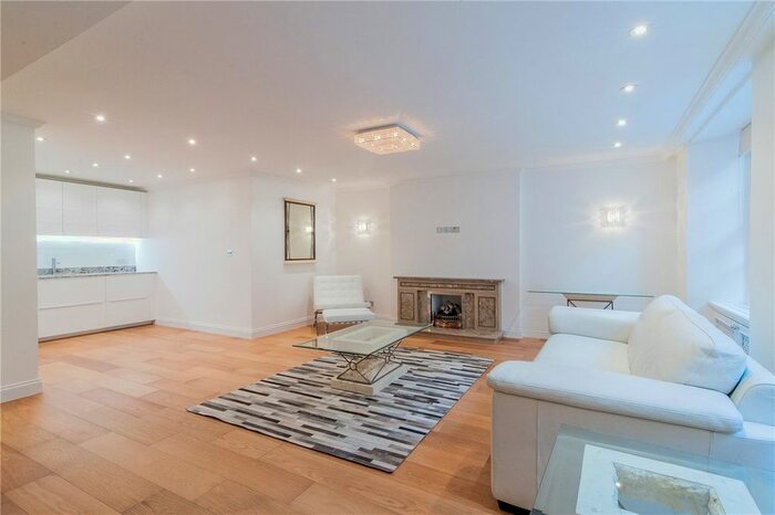 2 Bedroom Flat To Rent In Gloucester Place, Marylebone, London, W1U