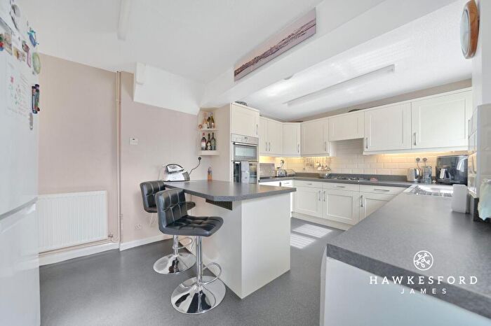 4 Bedroom Semi-Detached House For Sale In Perth Gardens, Sittingbourne, ME10