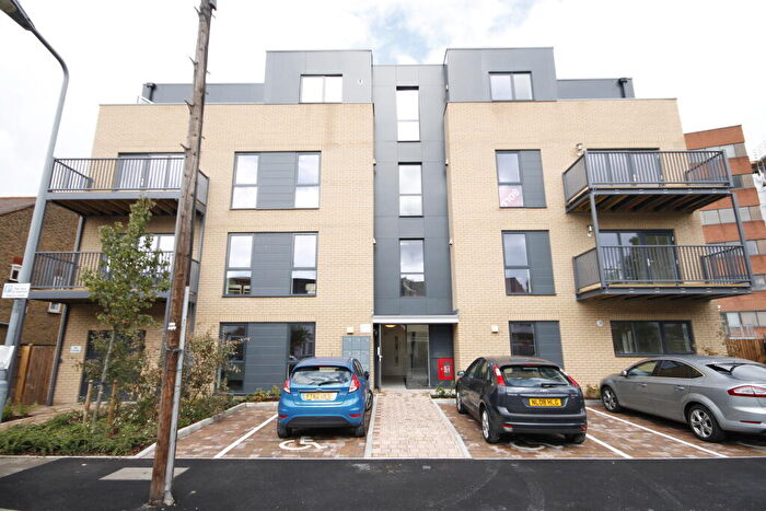 2 Bedroom Apartment To Rent In Clarence Avenue, Ilford., IG2
