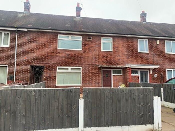 3 Bedroom Terraced House To Rent In Plowden Road Woodhouse Park Manchester, M22