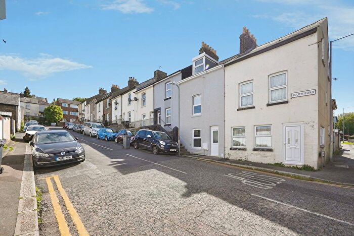 4 Bedroom Terraced House For Sale In South Road, Dover, Kent, CT17
