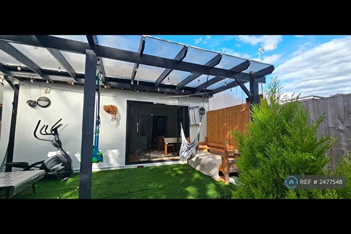 2 Bedroom Bungalow To Rent In Bittacy Rd, London, NW7