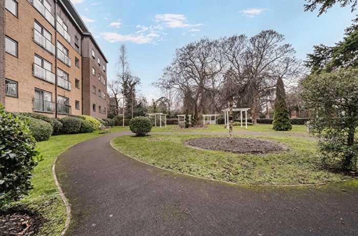 1 Bedroom Flat For Sale In Southcote Lane, Reading, Berkshire, RG30