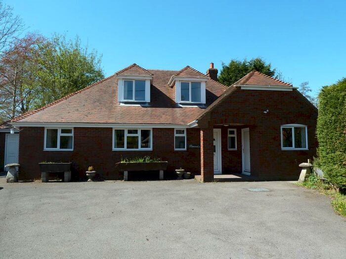 4 Bedroom Detached Bungalow To Rent In Enford, SN9
