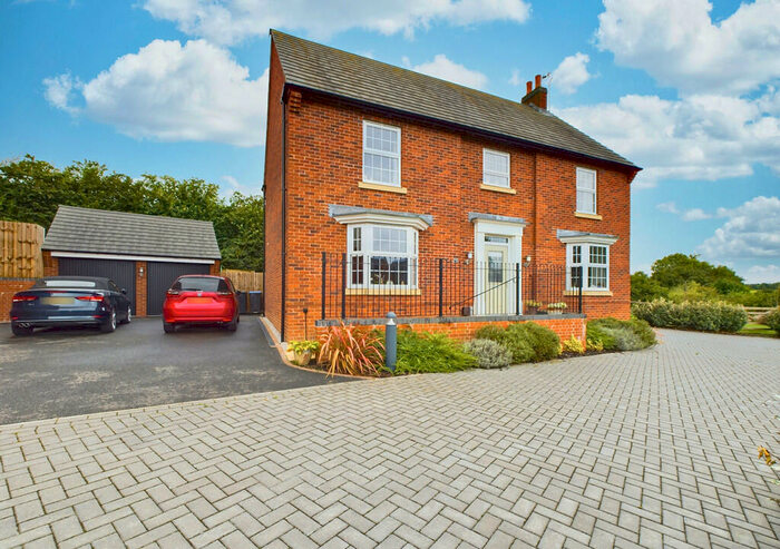 5 Bedroom Detached House For Sale In Davenport Grove, Ashbourne, DE6