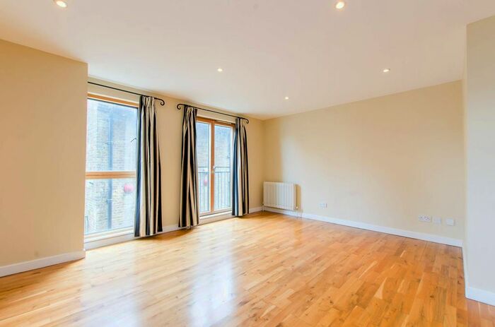 3 Bedroom Flat To Rent In Hope Wharf, Rotherhithe, London, SE16