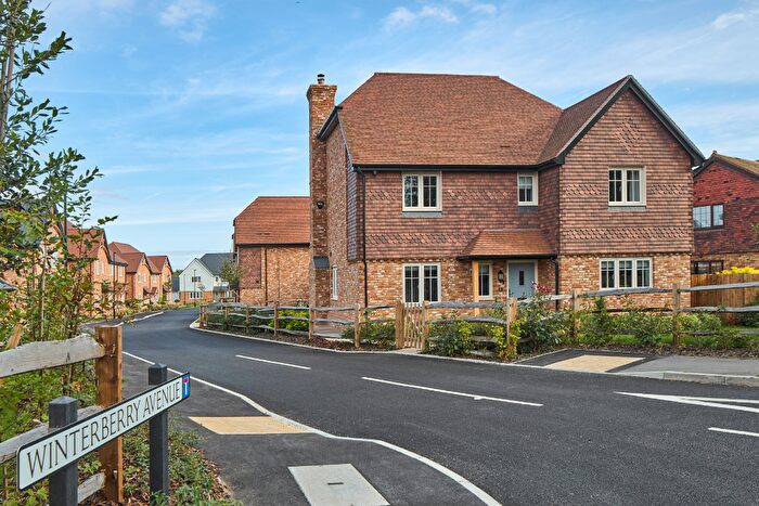 4 Bedroom Detached House For Sale In Sharnal Street, High Halstow, ME3