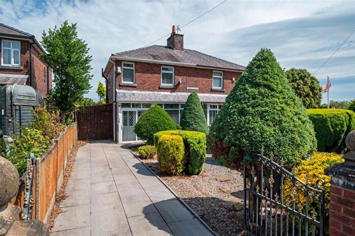 2 Bedroom Semi Detached House For Sale In Tracks Lane, Billinge, Wigan, WN5