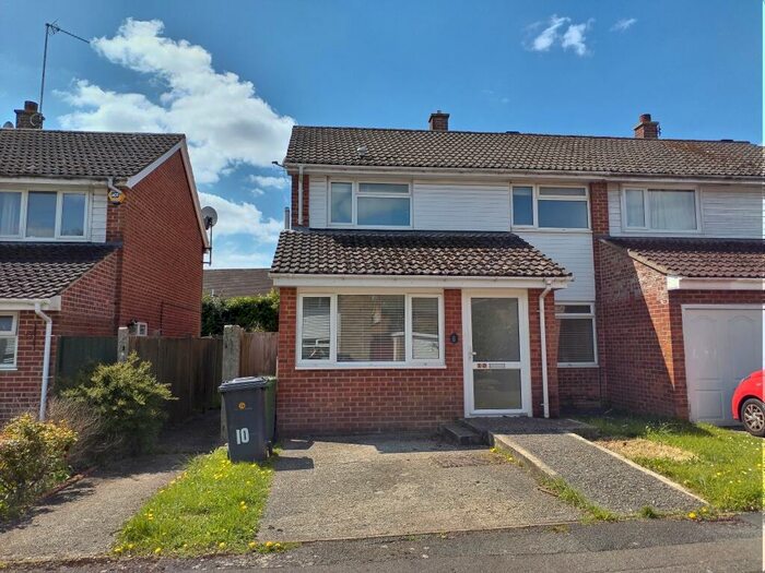 3 Bedroom Semi-Detached House To Rent In Allen Close, Kings Furlong, Basingstoke, RG21