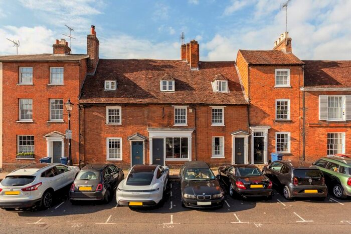 2 Bedroom Terraced House To Rent In Castle Street Farnham, GU9