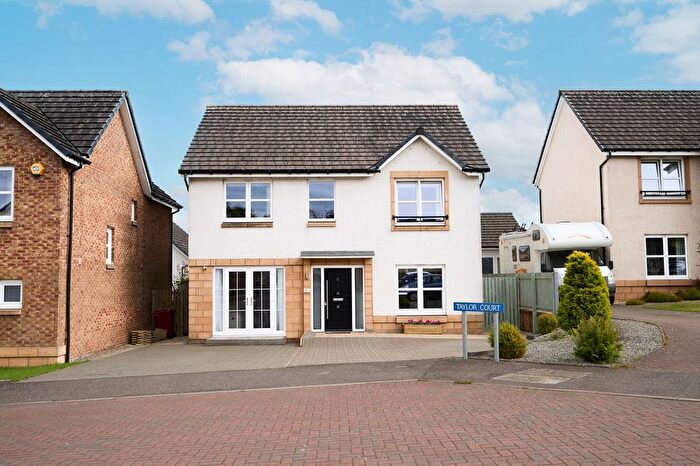 5 Bedroom Detached House For Sale In Taylor Court, Denny, FK6