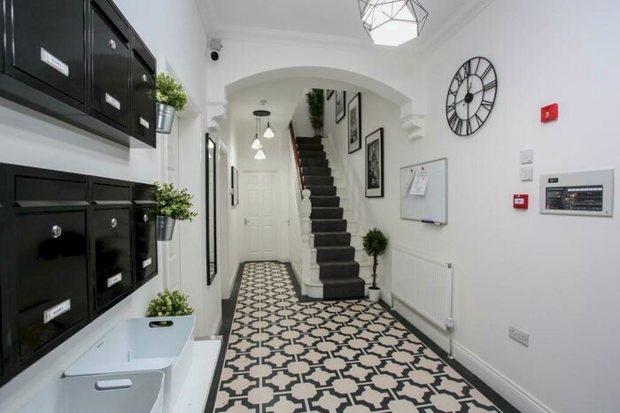 1 Bedroom Apartment To Rent In Victoria St, Dunstable, LU6