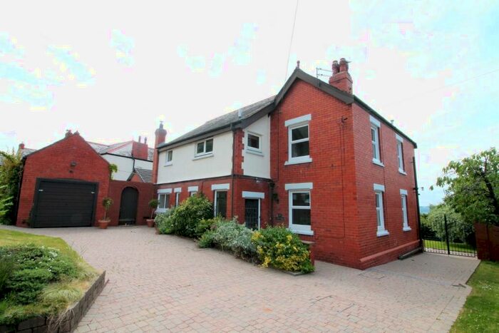 4 Bedroom Detached House To Rent In Cwm Road, Dyserth, LL18