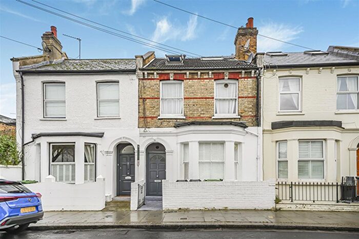 2 Bedroom Flat For Sale In Kinnoul Road, London, W6