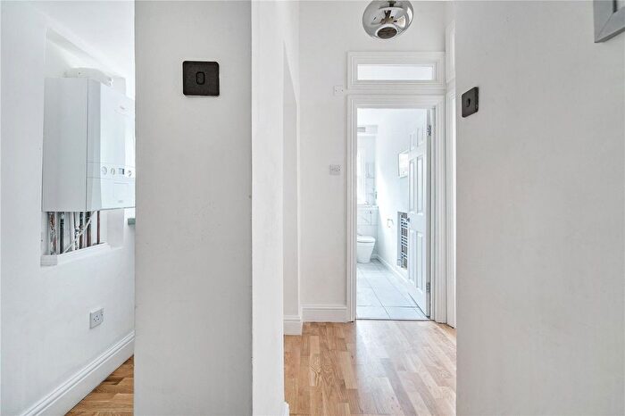 1 Bedroom Flat For Sale In Devonshire Road, London, SE23