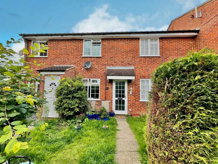 1 Bedroom Terraced House To Rent In Field End, Farnham, GU9