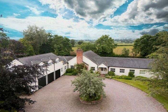 4 Bedroom Detached Bungalow For Sale In Poole, Nantwich, CW5