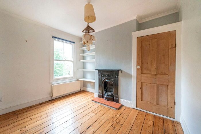 2 Bedroom Property For Sale In Tower Hamlets Road, Forest Gate, London, E7