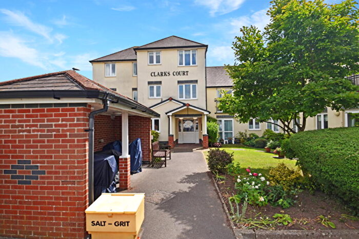 1 Bedroom Retirement Property For Sale In Clarks Court, Cullompton, EX15