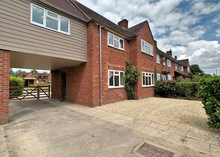 4 Bedroom Semi-Detached House To Rent In Chapel Way, Childrey, OX12