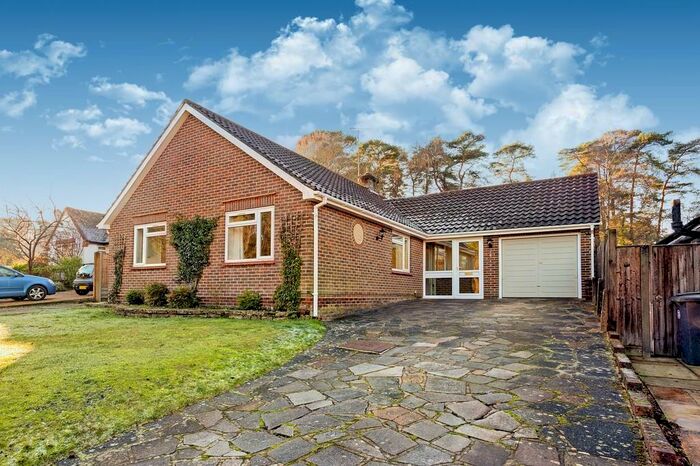 3 Bedroom Detached Bungalow To Rent In Vale Close, Lower Bourne, GU10