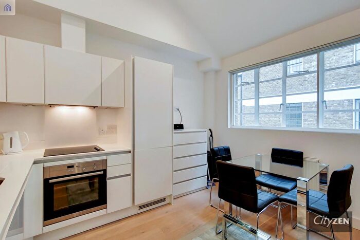 Studio To Rent In Sail Loft Court, London, E14