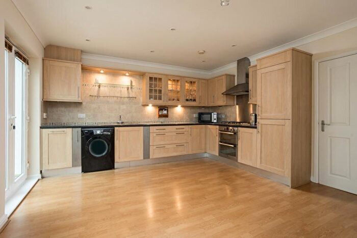 4 Bedroom Town House To Rent In William Court, Blue Bridge Lane, York, YO10