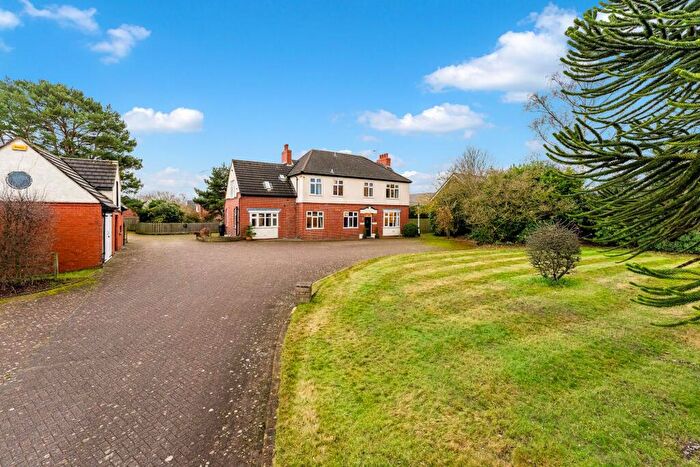 5 Bedroom Detached House For Sale In Sandicroft, Crewe Road, Haslington, CW1