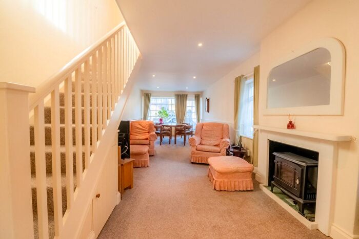 2 Bedroom End Of Terrace House For Sale In London Road, Sevenoaks, TN13